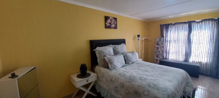 3 Bedroom Property for Sale in Amalinda Eastern Cape